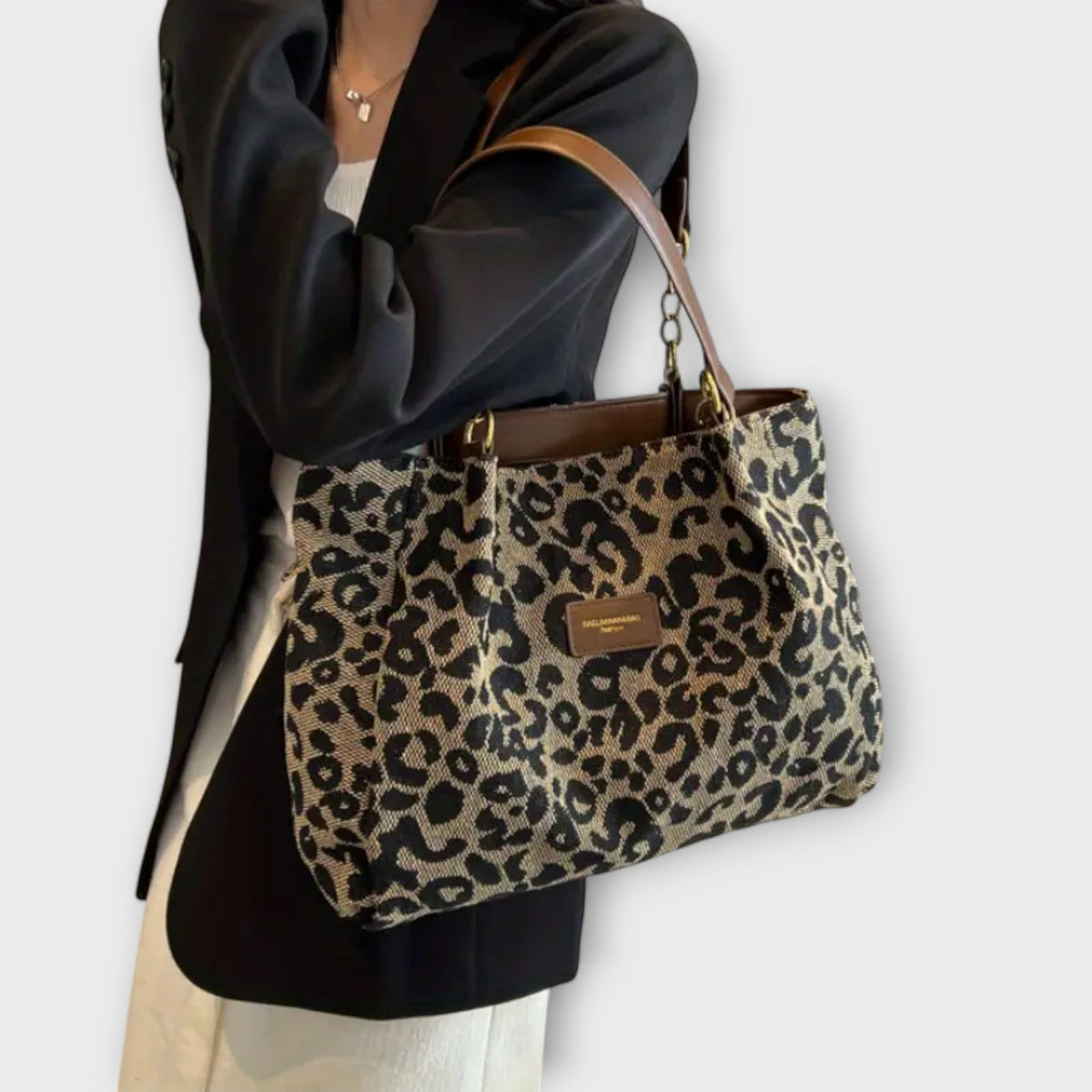 Solvi™ | Trendy Shoulder Bag