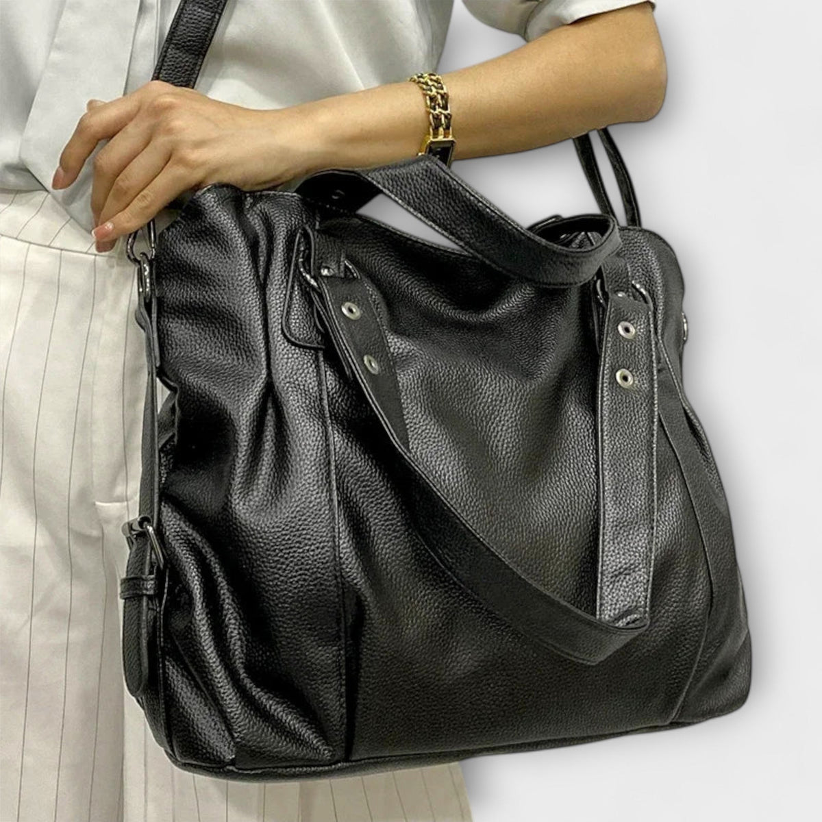Olivia™ | Shoulder Bag with Sleek Design